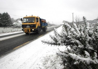 Winter Weather Gritter 379 x 269